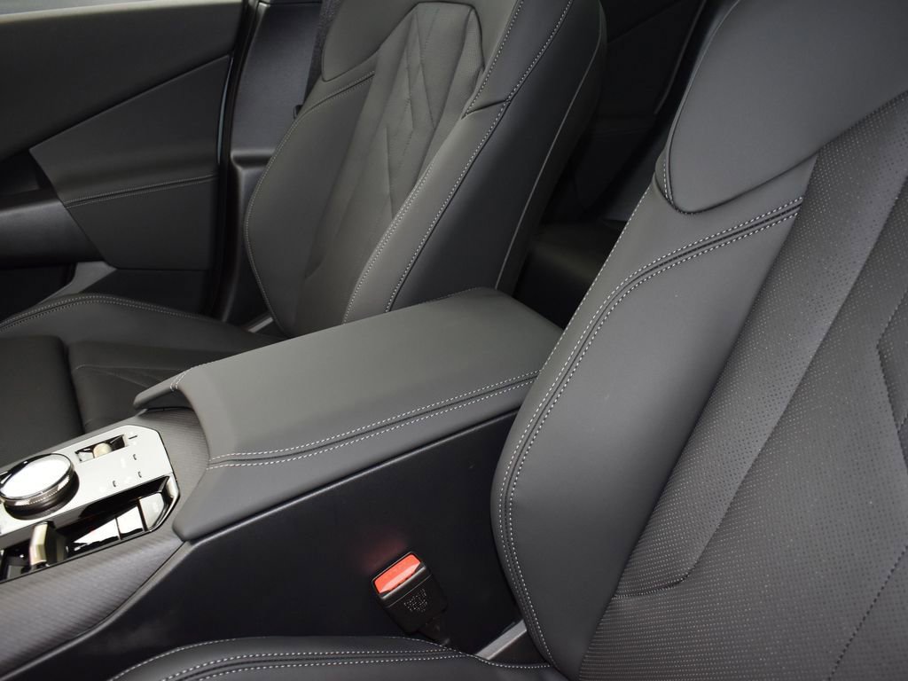 Certified 2025 BMW X3 xDrive30i w/ Premium Package image 14