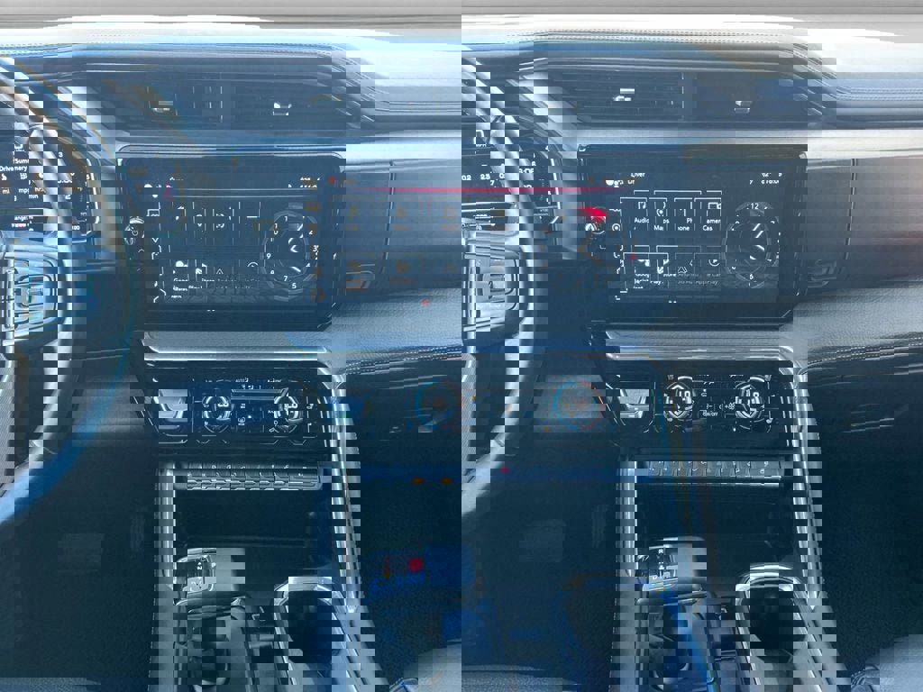 Used 2024 GMC Sierra 1500 Denali w/ Denali Reserve Package image 13