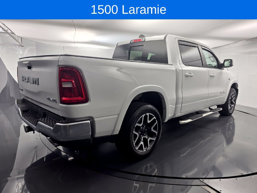 Used 2026 RAM 1500 Laramie AWD/4WD image 4