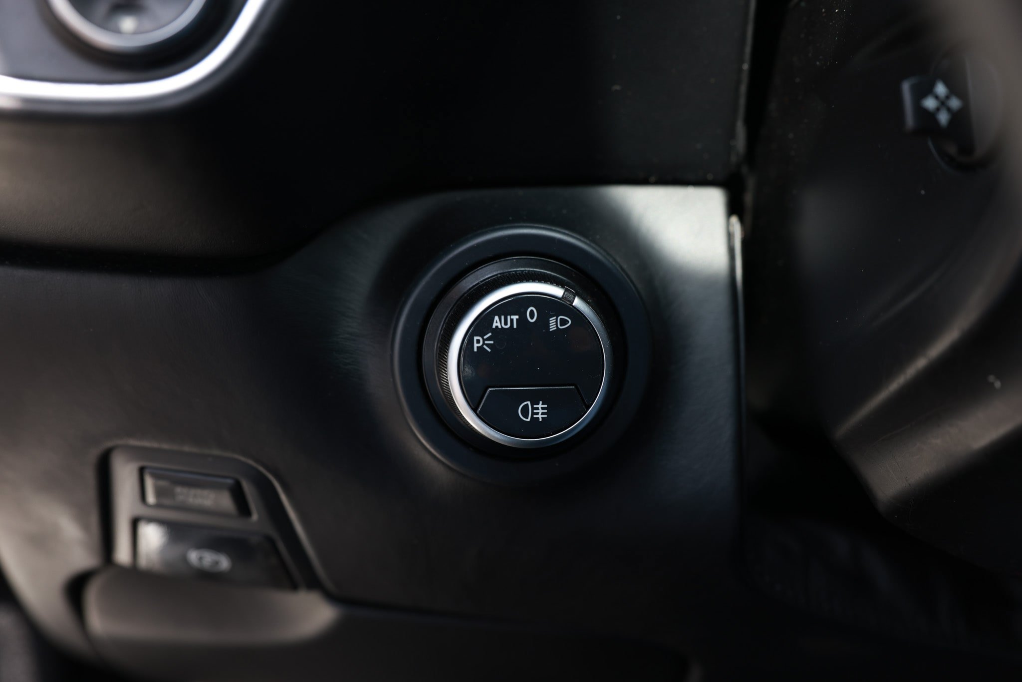 Used 2015 Ferrari California T RWD image 53