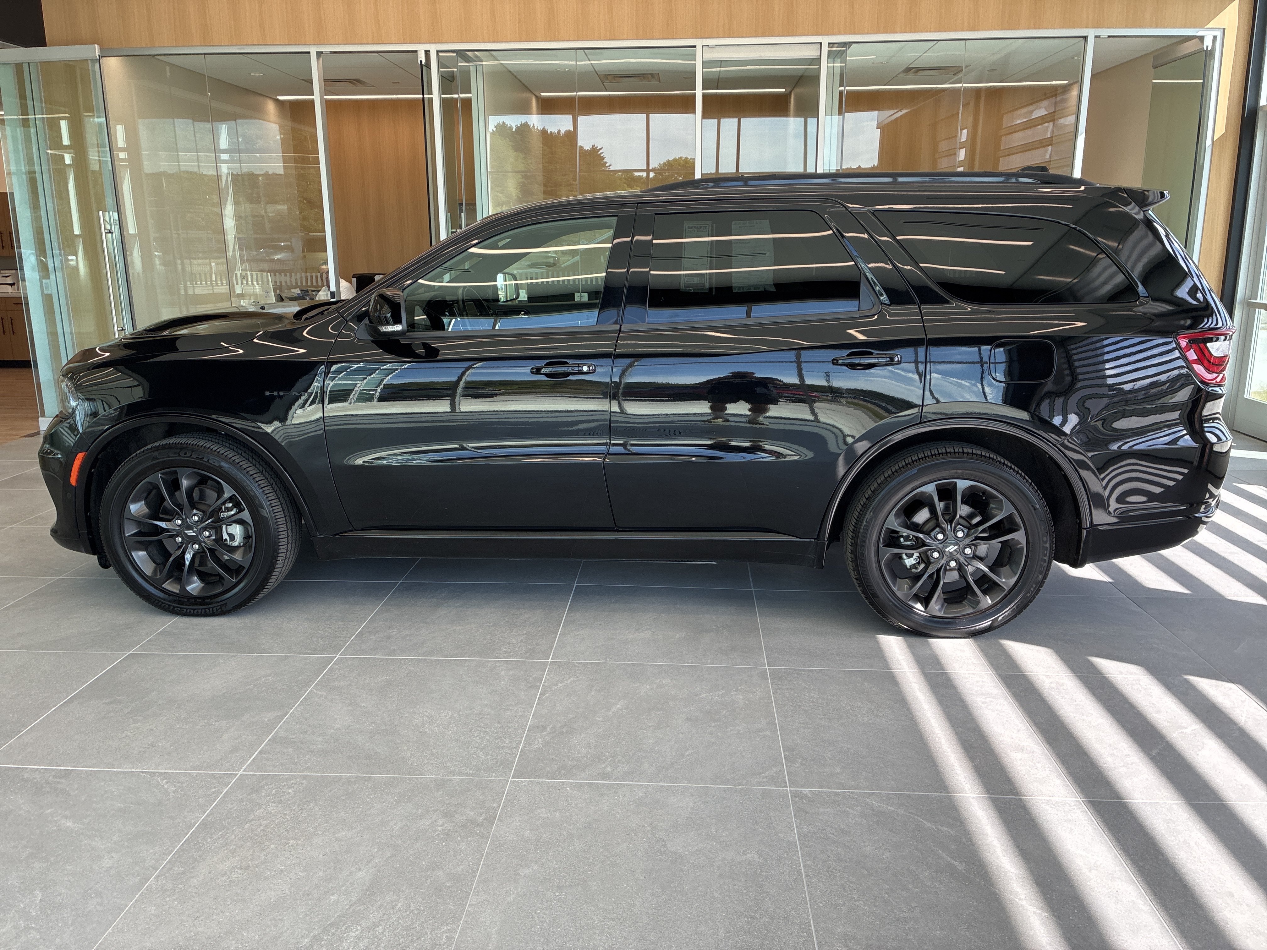 Certified 2024 Dodge Durango R/T AWD/4WD image 7