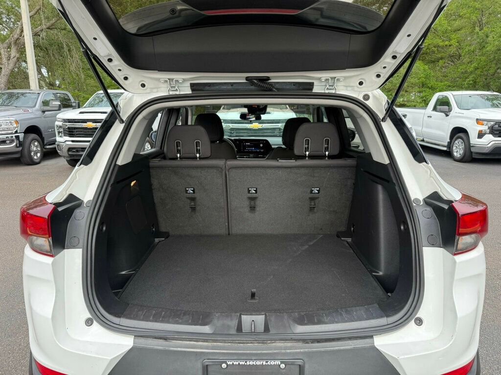 Used 2024 Chevrolet TrailBlazer LS w/ LS Confidence Package FWD image 8