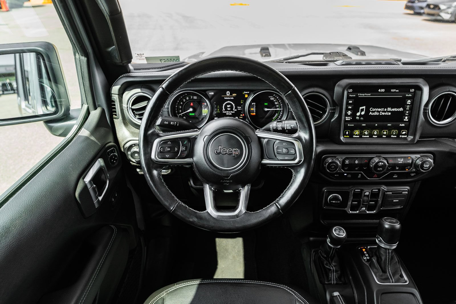 Used 2023 Jeep Wrangler Unlimited Sahara w/ Cold Weather Group AWD/4WD image 22