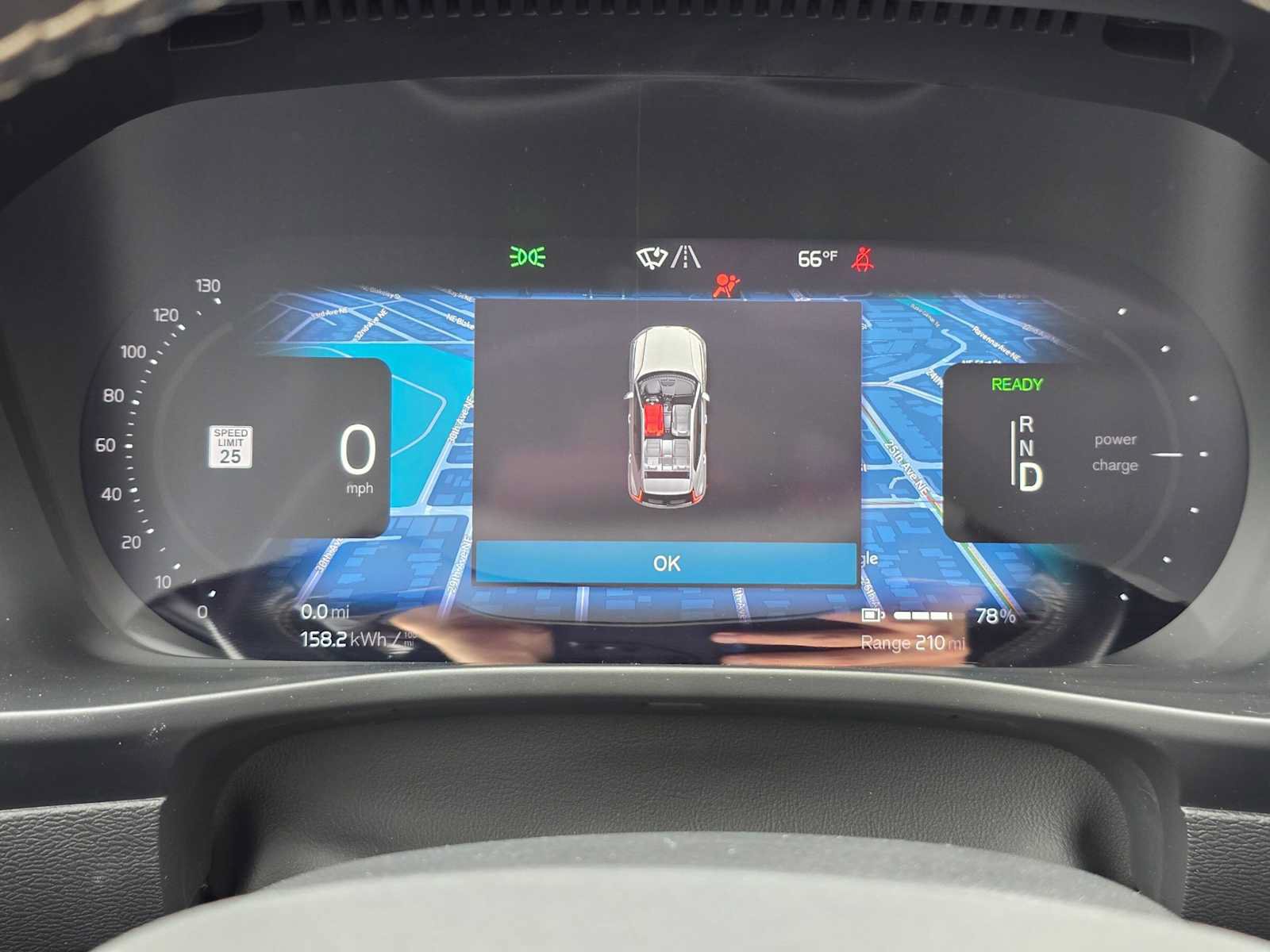 Used 2021 Volvo XC40 P8 Recharge AWD/4WD image 21