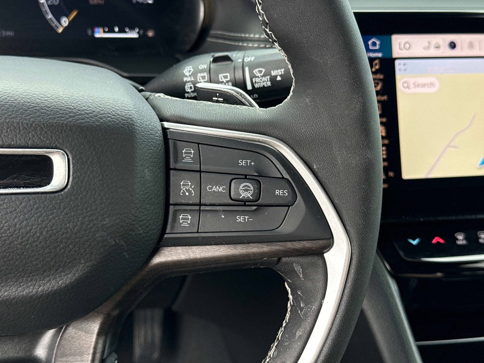 New 2026 Jeep Grand Cherokee Limited AWD/4WD image 30