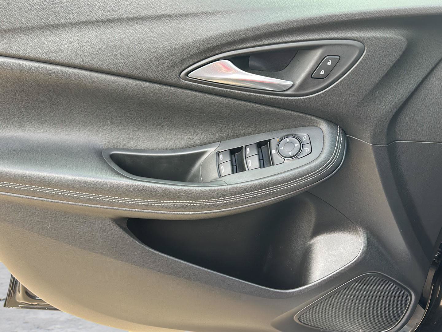 Used 2020 Buick Encore GX Select FWD image 10