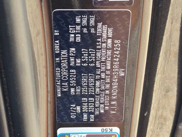 Used 2024 Kia Carnival LX image 33