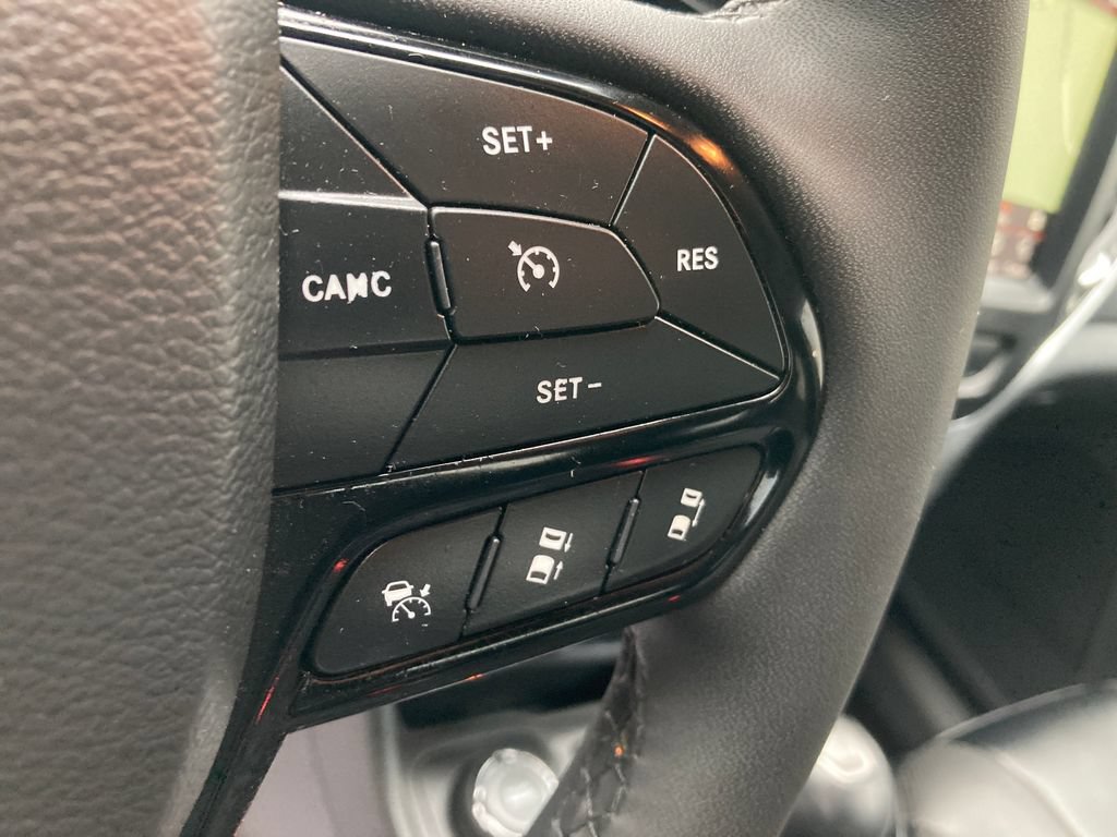 Used 2023 Jeep Cherokee Altitude Lux w/ Elite Group AWD/4WD image 43