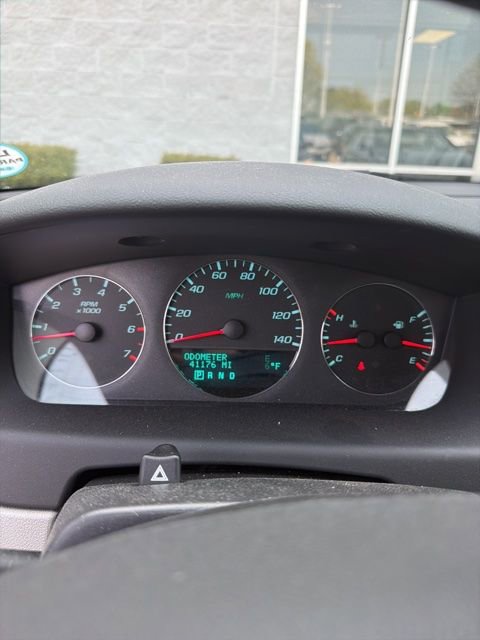 Used 2011 Chevrolet Impala LT image 3