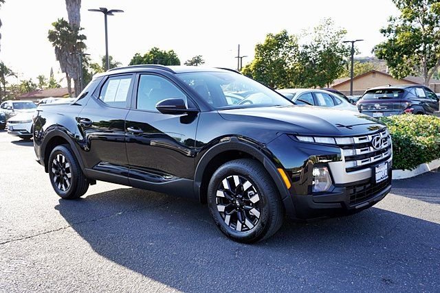 Certified 2025 Hyundai Santa Cruz SEL FWD image 6