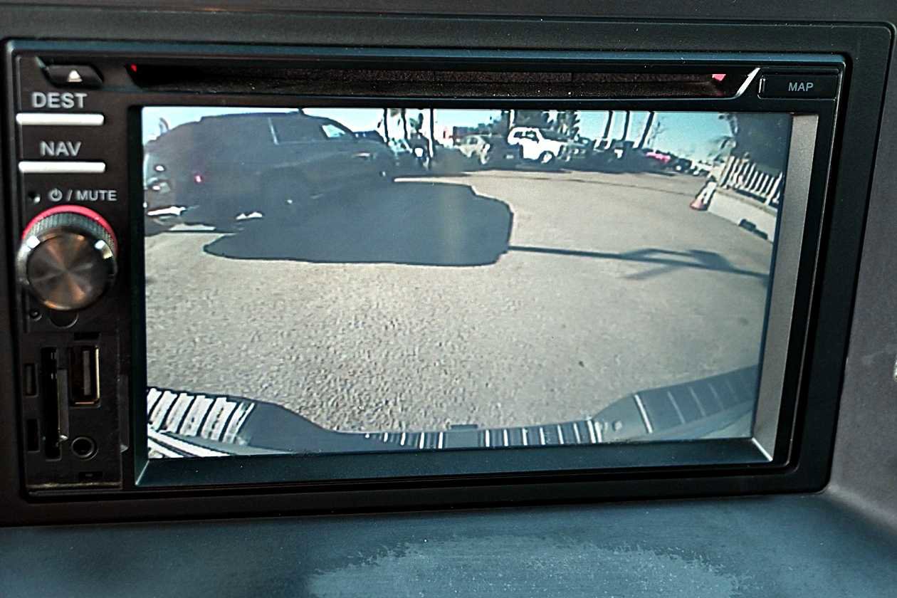 Used 2015 Chevrolet Silverado 1500 LT w/ Rally 2 Edition image 24