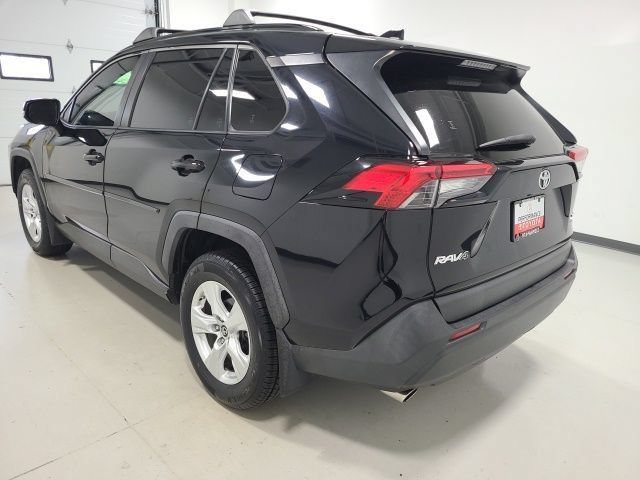 Used 2019 Toyota RAV4 XLE w/ Convenience Package AWD/4WD image 5