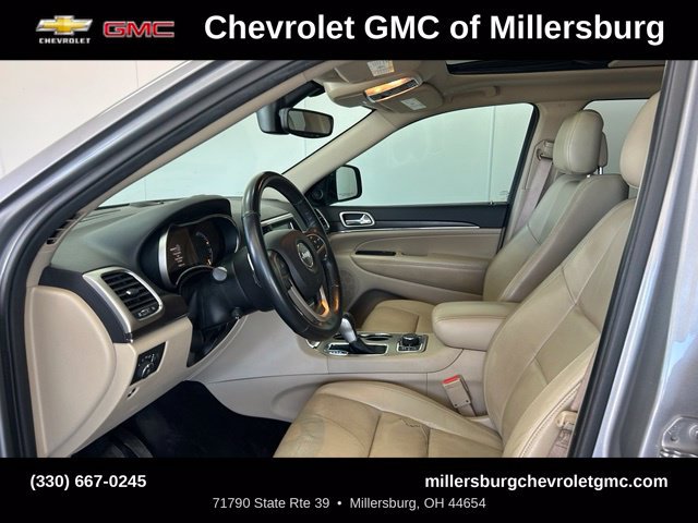 Used 2017 Jeep Grand Cherokee Limited w/ Luxury Group II AWD/4WD image 16