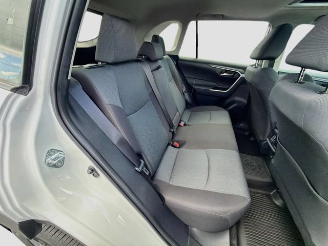 Used 2025 Toyota RAV4 XLE w/ Convenience Package FWD image 28