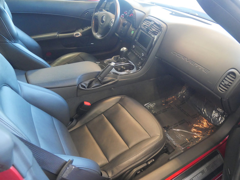 Used 2012 Chevrolet Corvette Grand Sport w/ 3LT Preferred Equipment Group image 13