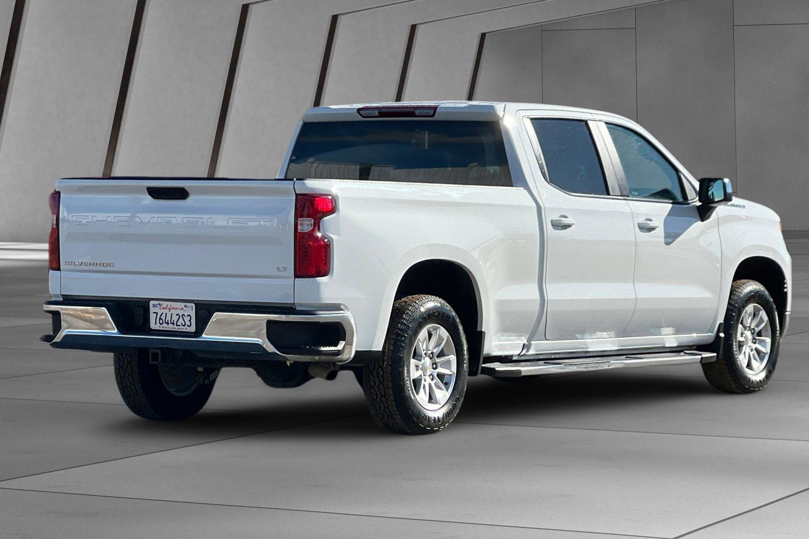 Used 2024 Chevrolet Silverado 1500 LT w/ Protection Package image 4