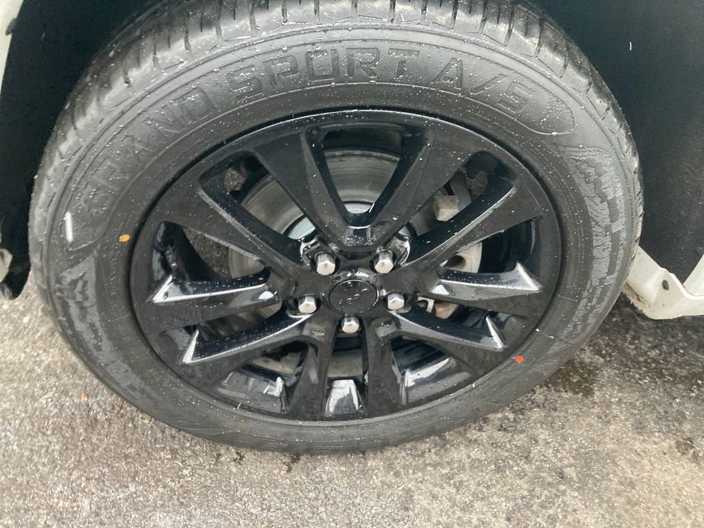 Used 2019 Jeep Grand Cherokee Altitude image 31