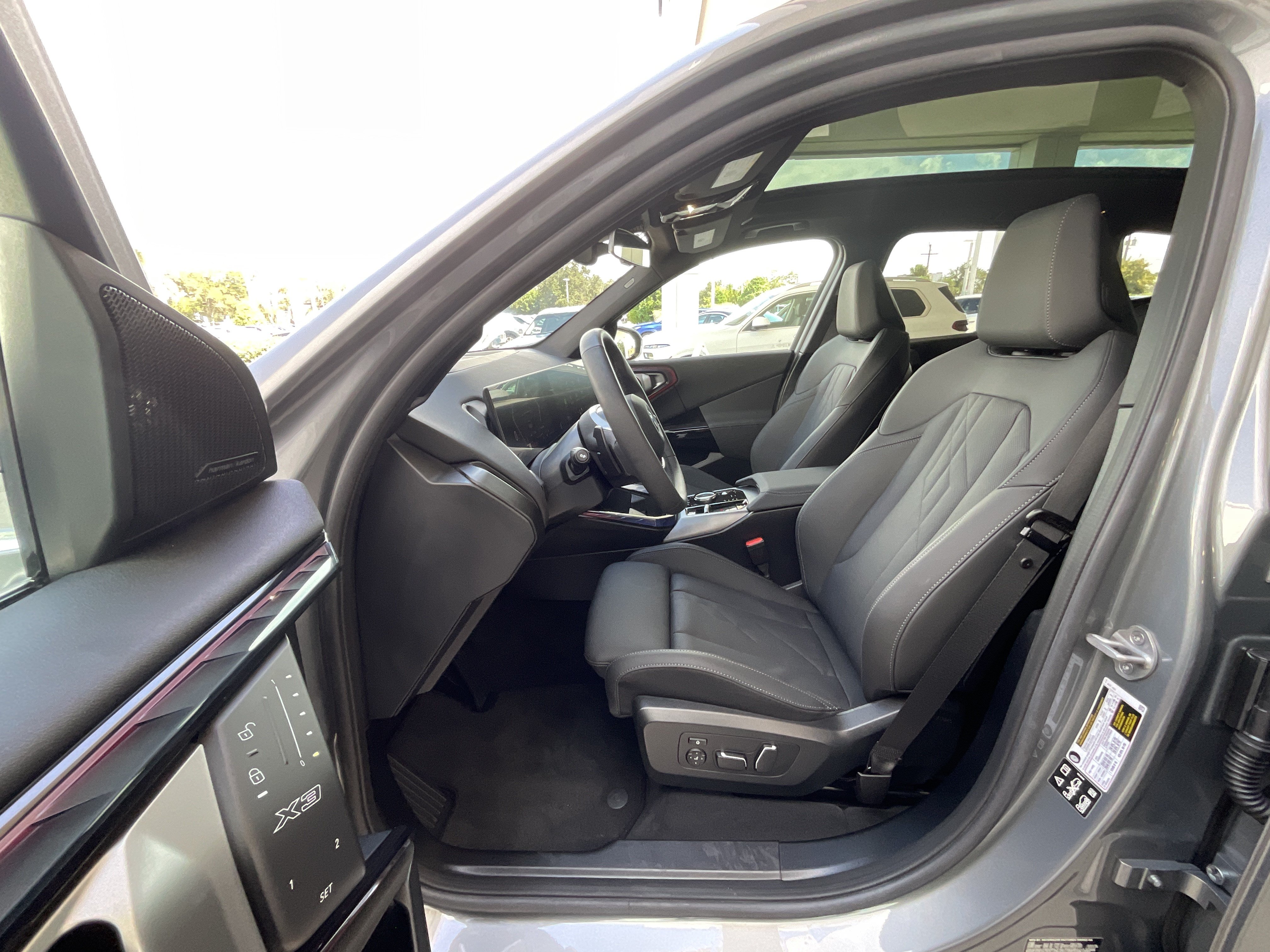 Used 2026 BMW X3 xDrive30i w/ Premium Package AWD/4WD image 10