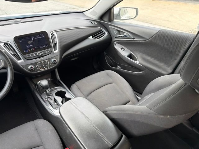 Used 2024 Chevrolet Malibu LT FWD image 21