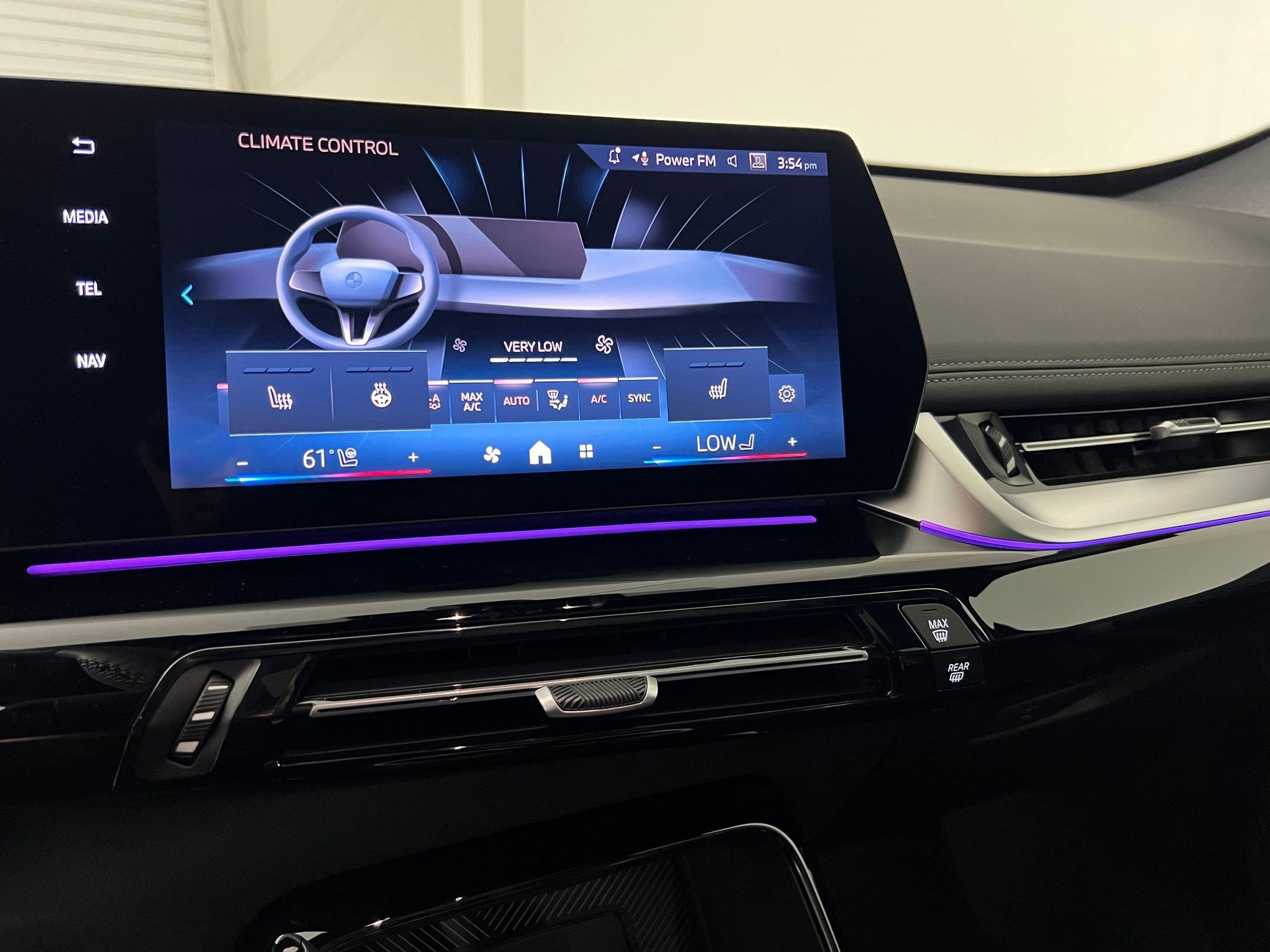 Used 2025 BMW X1 xDrive28i w/ Technology Package image 27