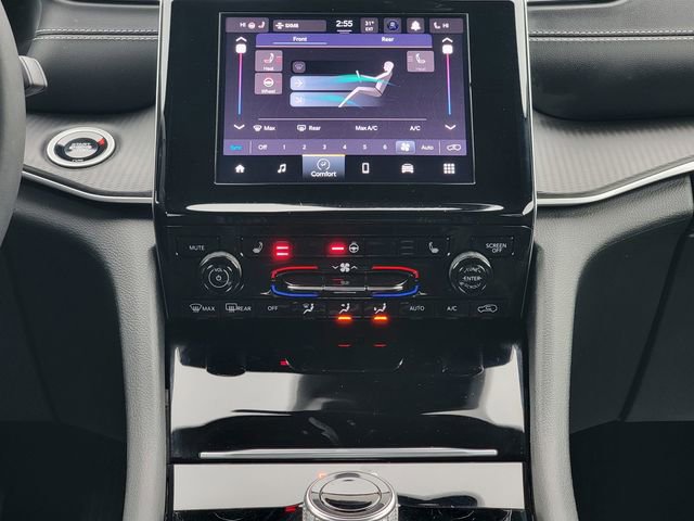 Certified 2025 Jeep Grand Cherokee L Laredo image 28