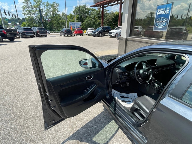 Used 2023 Honda Civic Sport image 8