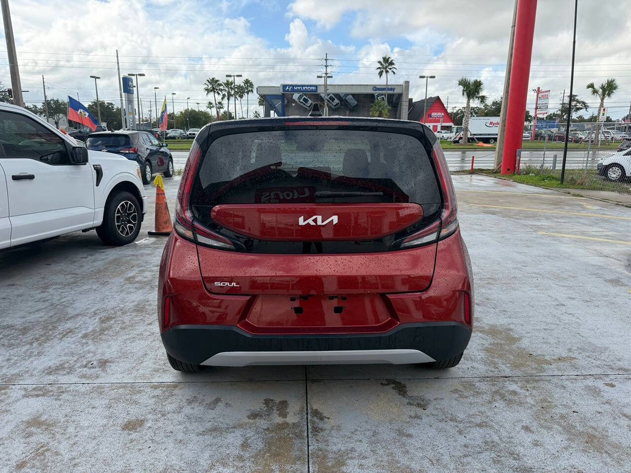 Used 2024 Kia Soul LX w/ Option Group 015 image 4