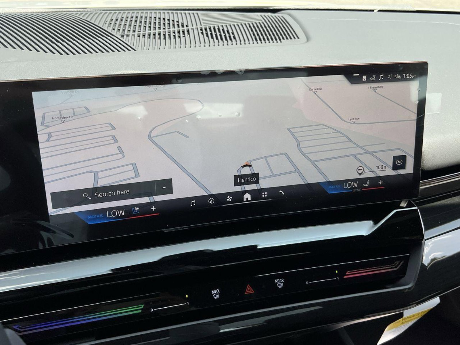 Certified 2025 BMW 530i xDrive w/ Premium Package image 17