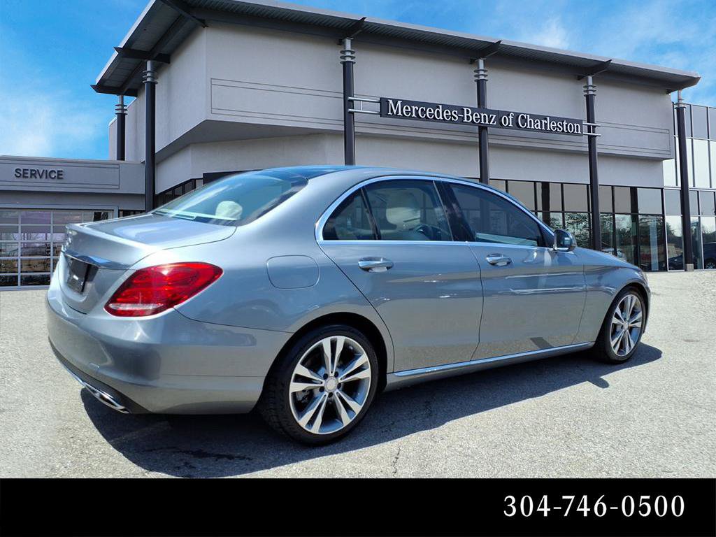 Used 2016 Mercedes-Benz C 300 Sedan image 3
