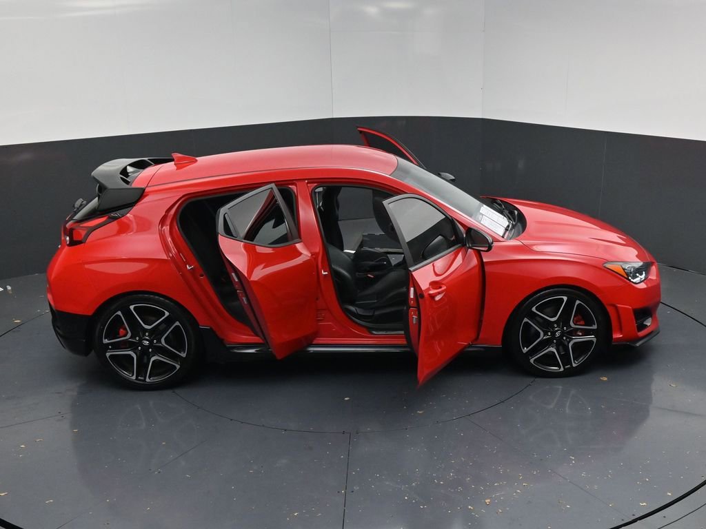 Used 2022 Hyundai Veloster N image 23