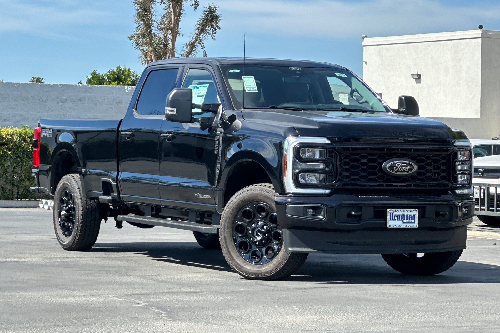 New 2026 Ford F350 XLT w/ XLT Premium Package AWD/4WD image 2