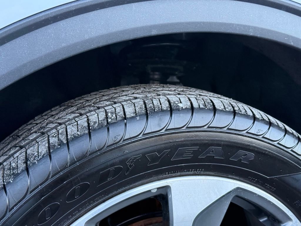 Used 2025 Ford Escape Platinum image 11