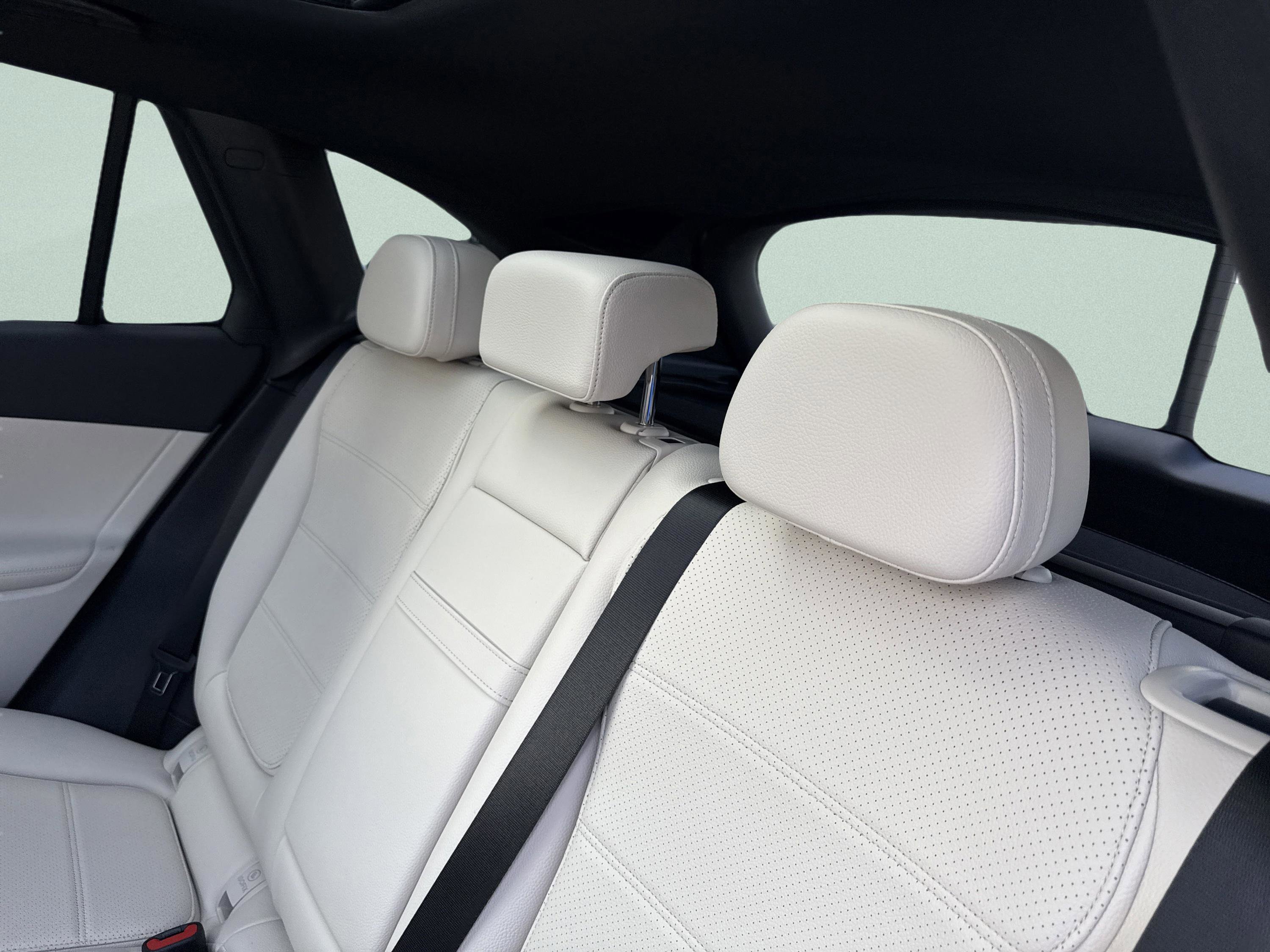 Certified 2026 Mercedes-Benz GLC 300 GLC 300 image 31