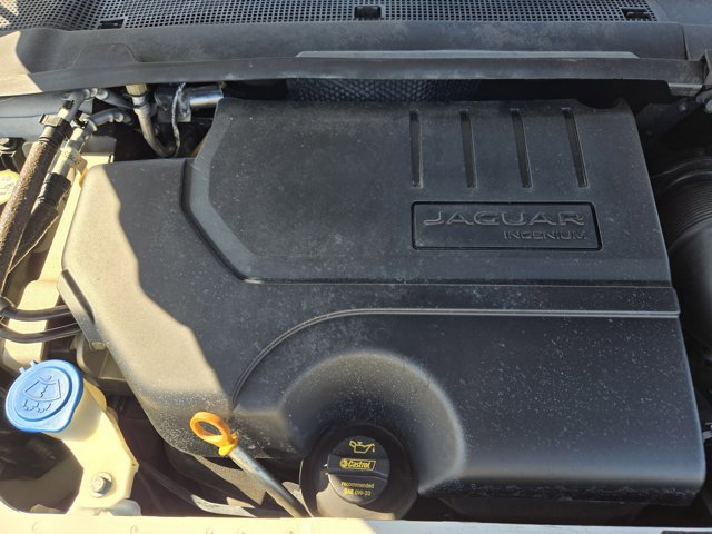 Used 2018 Jaguar E-PACE S image 30