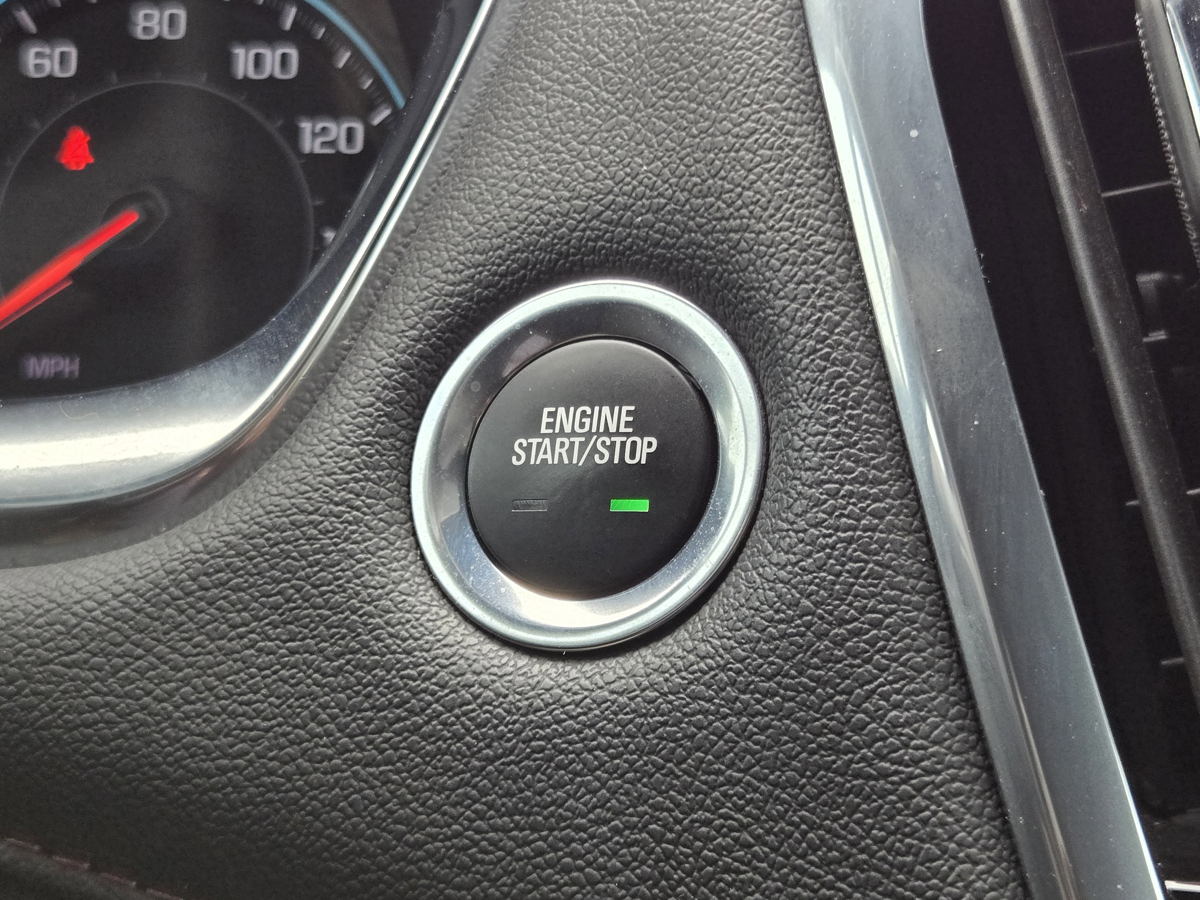 Used 2022 Chevrolet Traverse RS FWD image 21