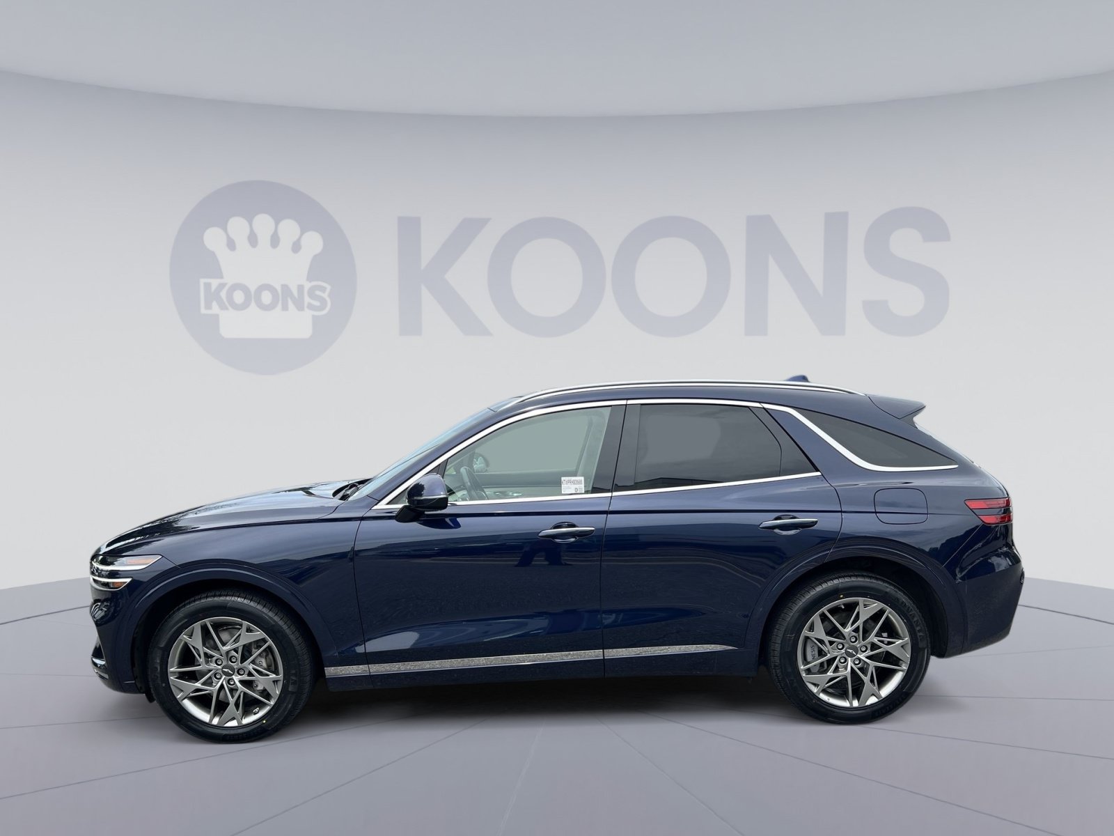Used 2024 Genesis GV70 2.5T w/ Select Package AWD/4WD image 2