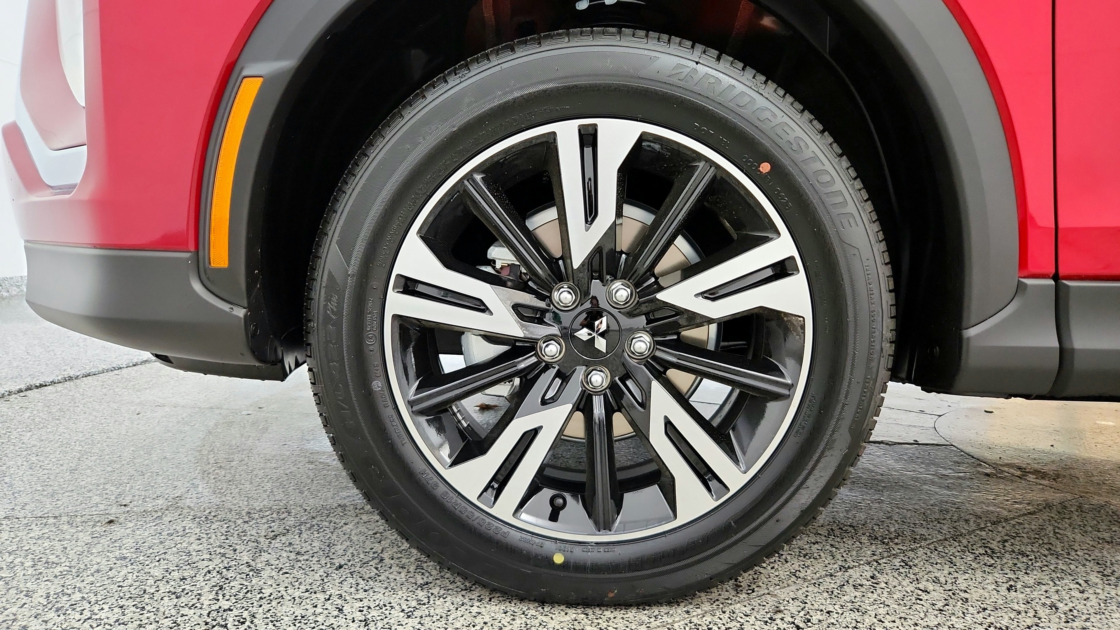 Used 2025 Mitsubishi Eclipse Cross SE AWD/4WD image 32