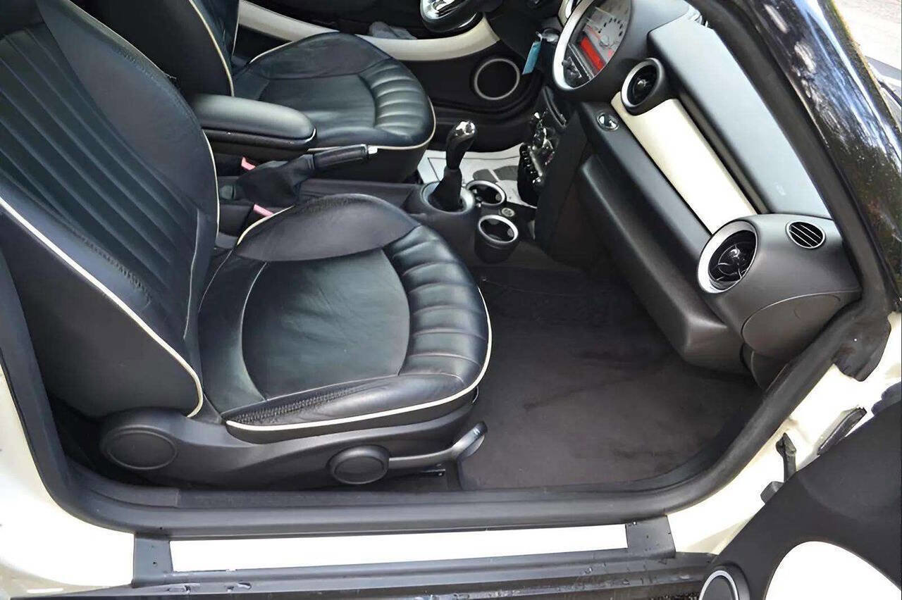 Used 2013 MINI Cooper Coupe S image 17