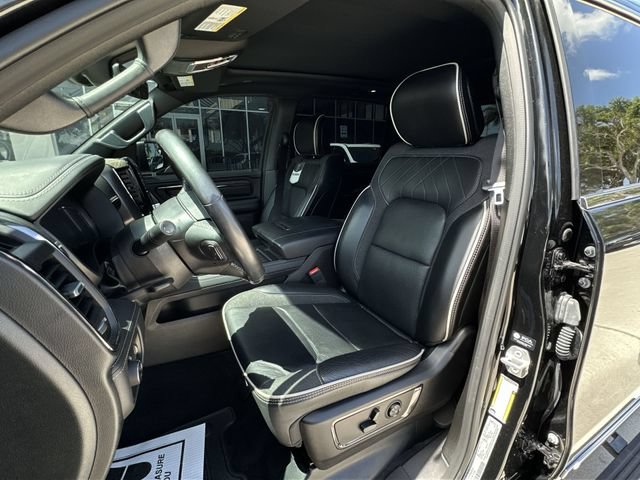 Used 2025 RAM 1500 Limited w/ Body Color Bumper Group AWD/4WD image 19