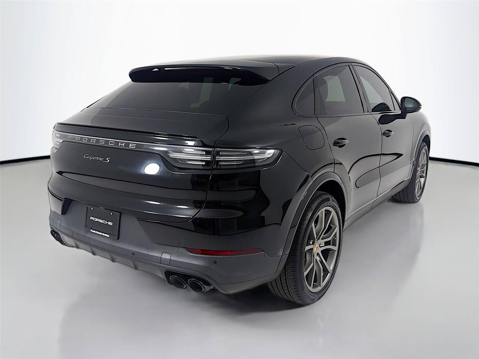 Certified 2023 Porsche Cayenne S AWD/4WD image 26