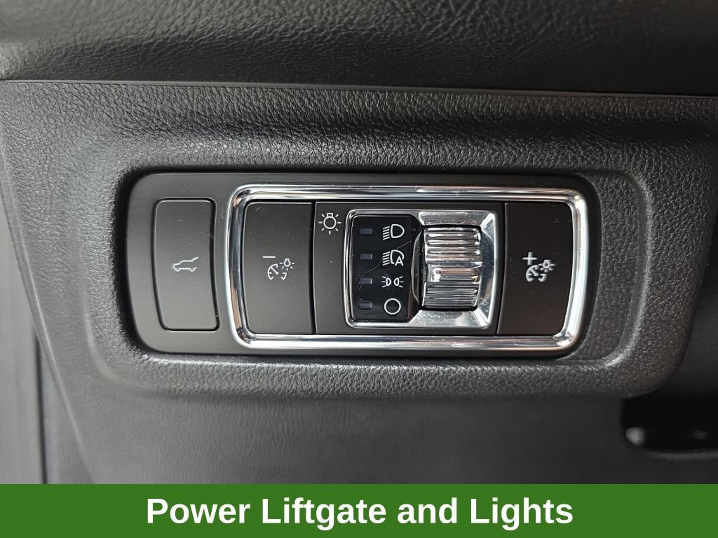 Used 2023 Lincoln Corsair AWD w/ Equipment Group 101A image 22