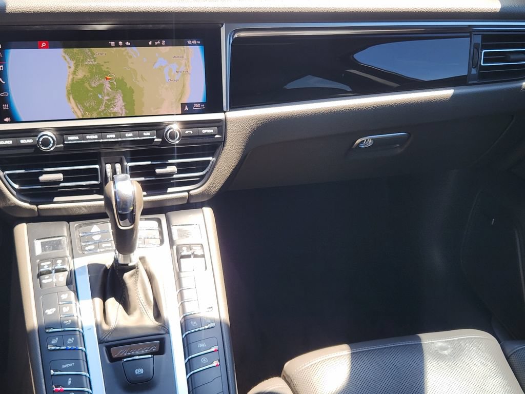 Used 2020 Porsche Macan S AWD/4WD image 36