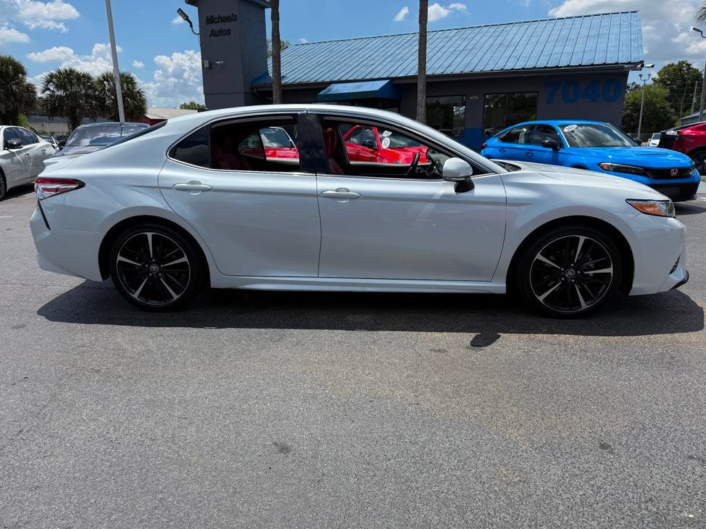 Used 2020 Toyota Camry XSE FWD image 4