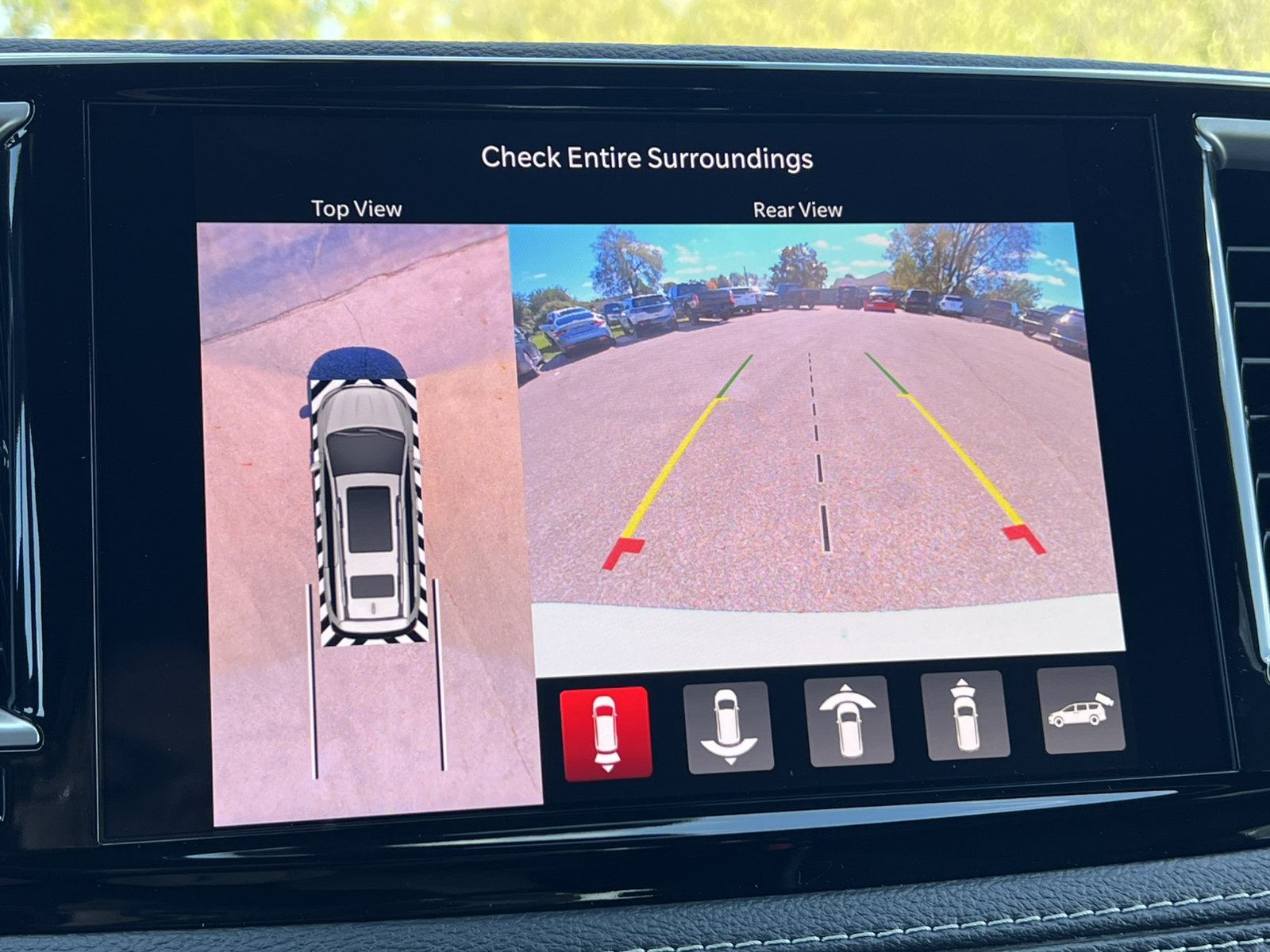 New 2027 Chrysler Pacifica Limited AWD/4WD image 28