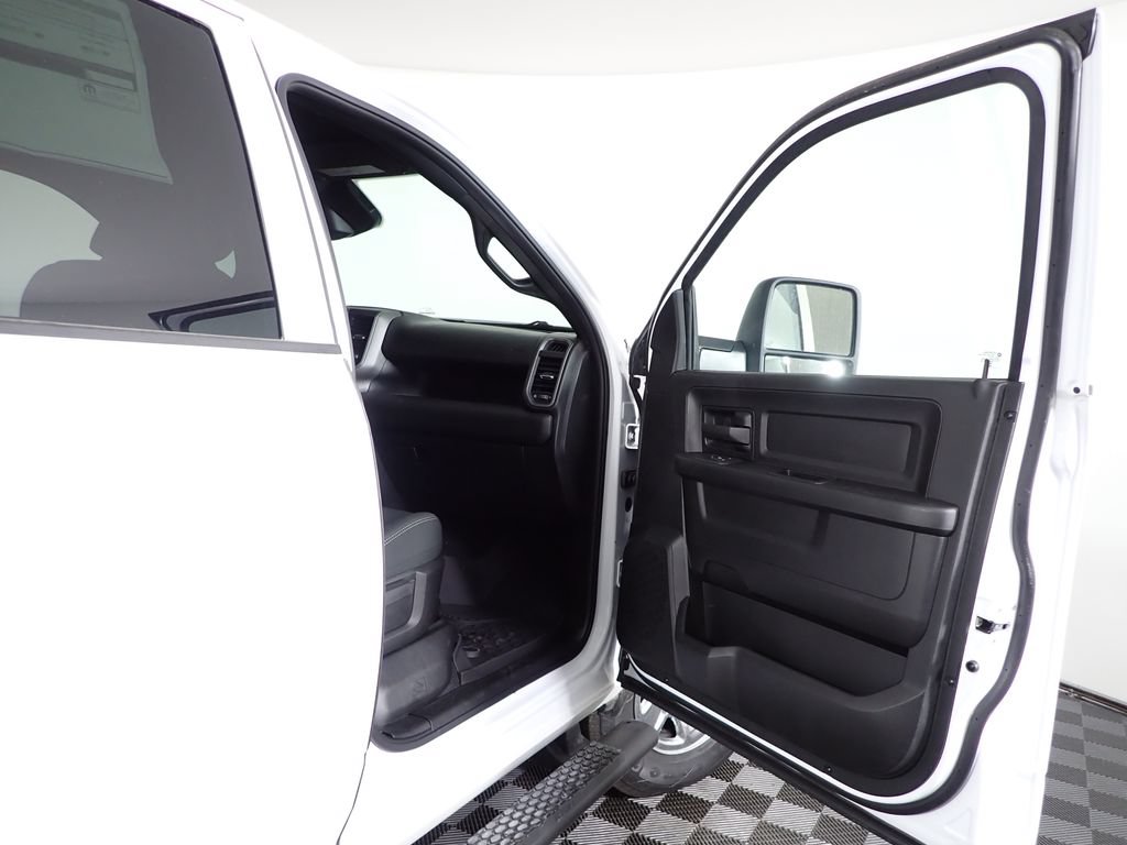 New 2026 RAM 2500 Tradesman AWD/4WD image 35