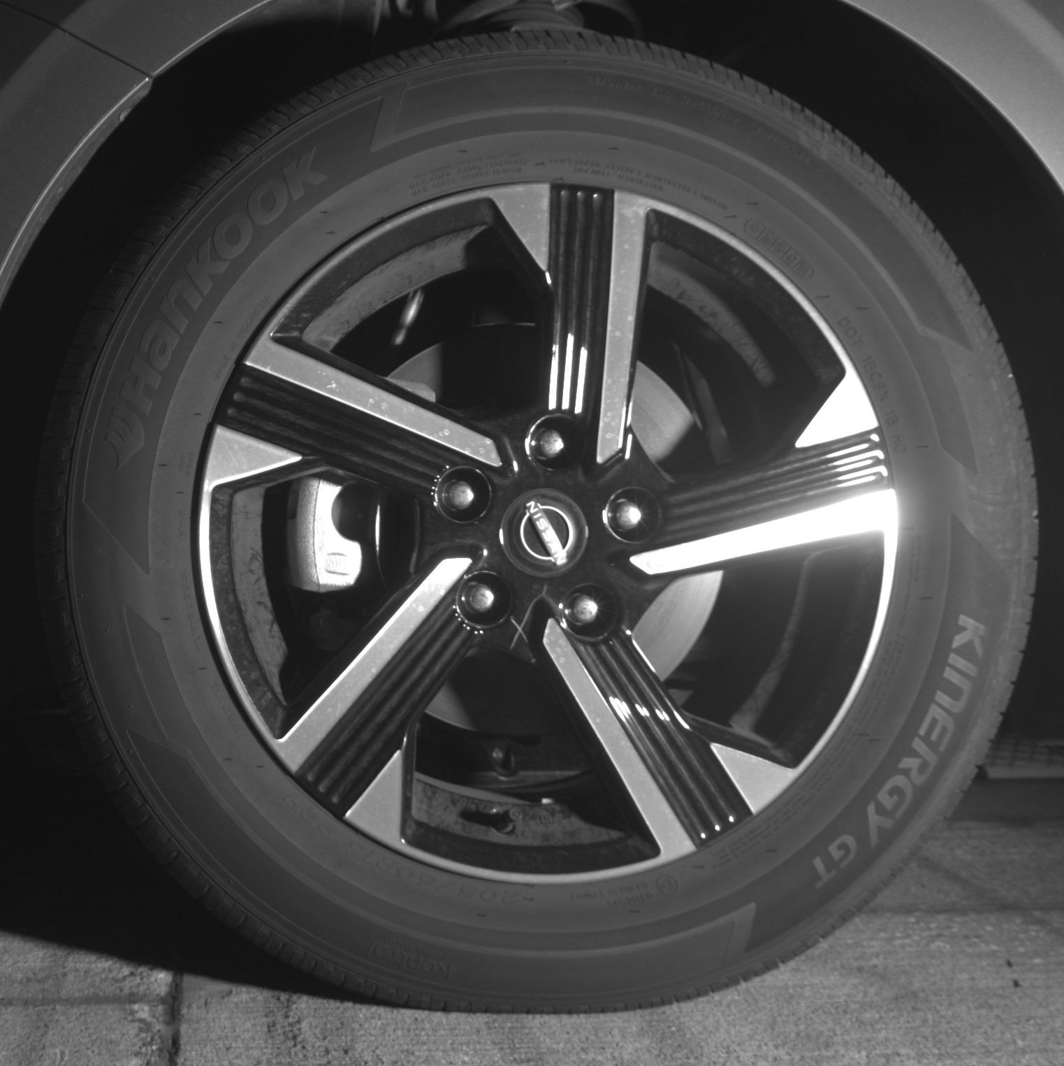 Used 2025 Nissan Sentra SV FWD image 12