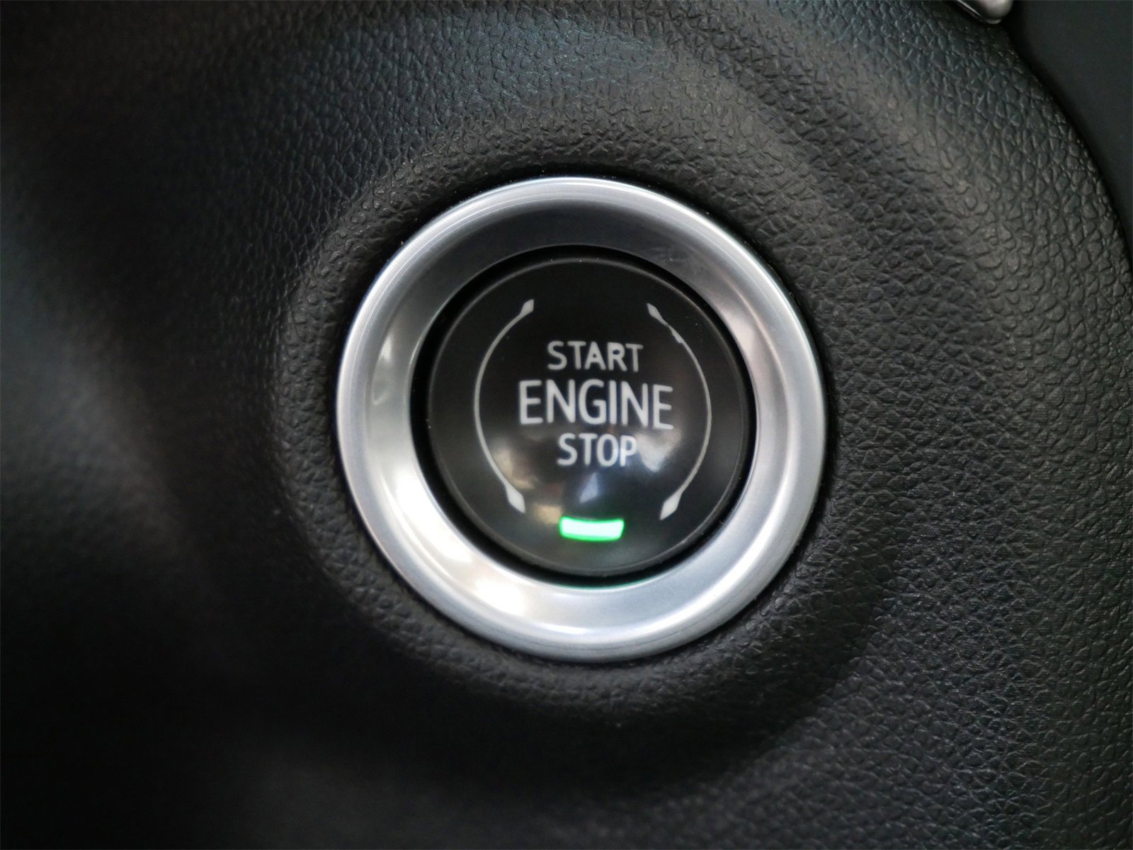 Used 2022 GMC Sierra 3500 Denali w/ Denali Ultimate Package image 24