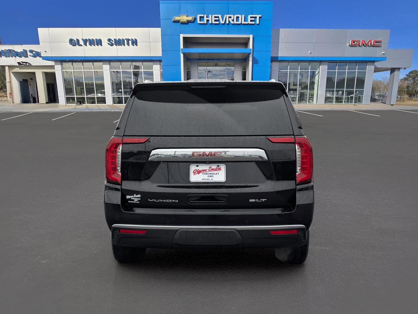 Certified 2023 GMC Yukon SLT w/ SLT Luxury Package image 9