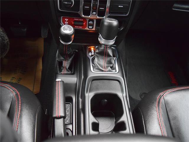 Used 2023 Jeep Wrangler Unlimited Rubicon w/ Steel Bumper Group image 16