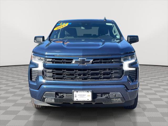 Used 2023 Chevrolet Silverado 1500 RST w/ Protection Package image 2